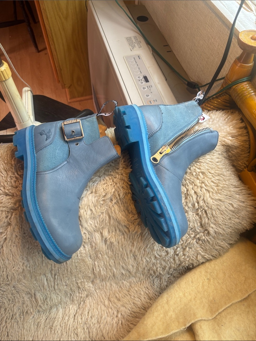 John Fluevog men’s 6 women’s 8